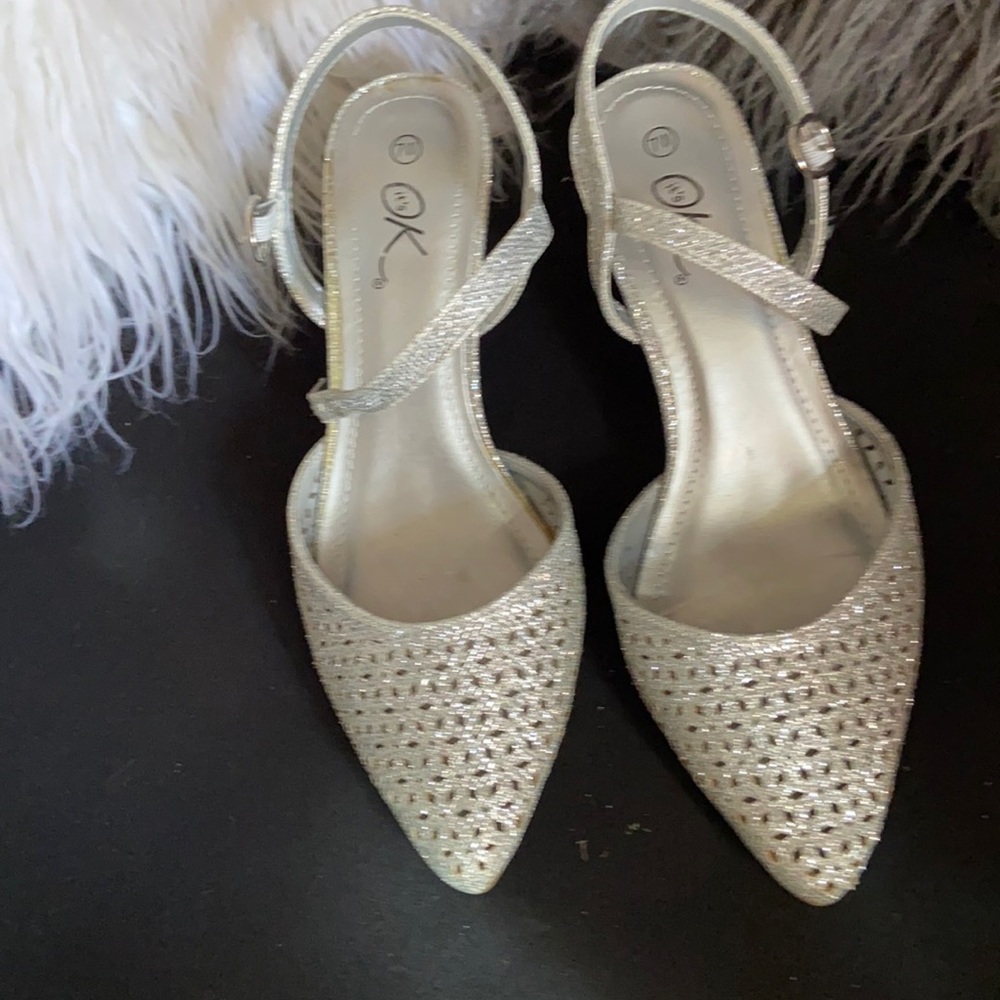 It’s OK brand silver sparkly low heel 7W